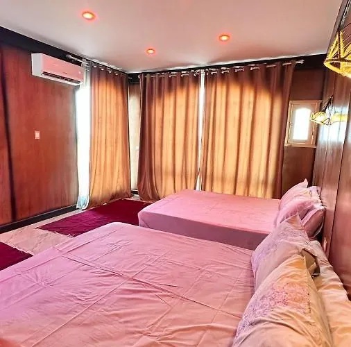 Ostello Baywatch Camp Nuweiba`