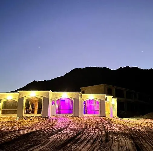Baywatch Camp Ostello Nuweiba`